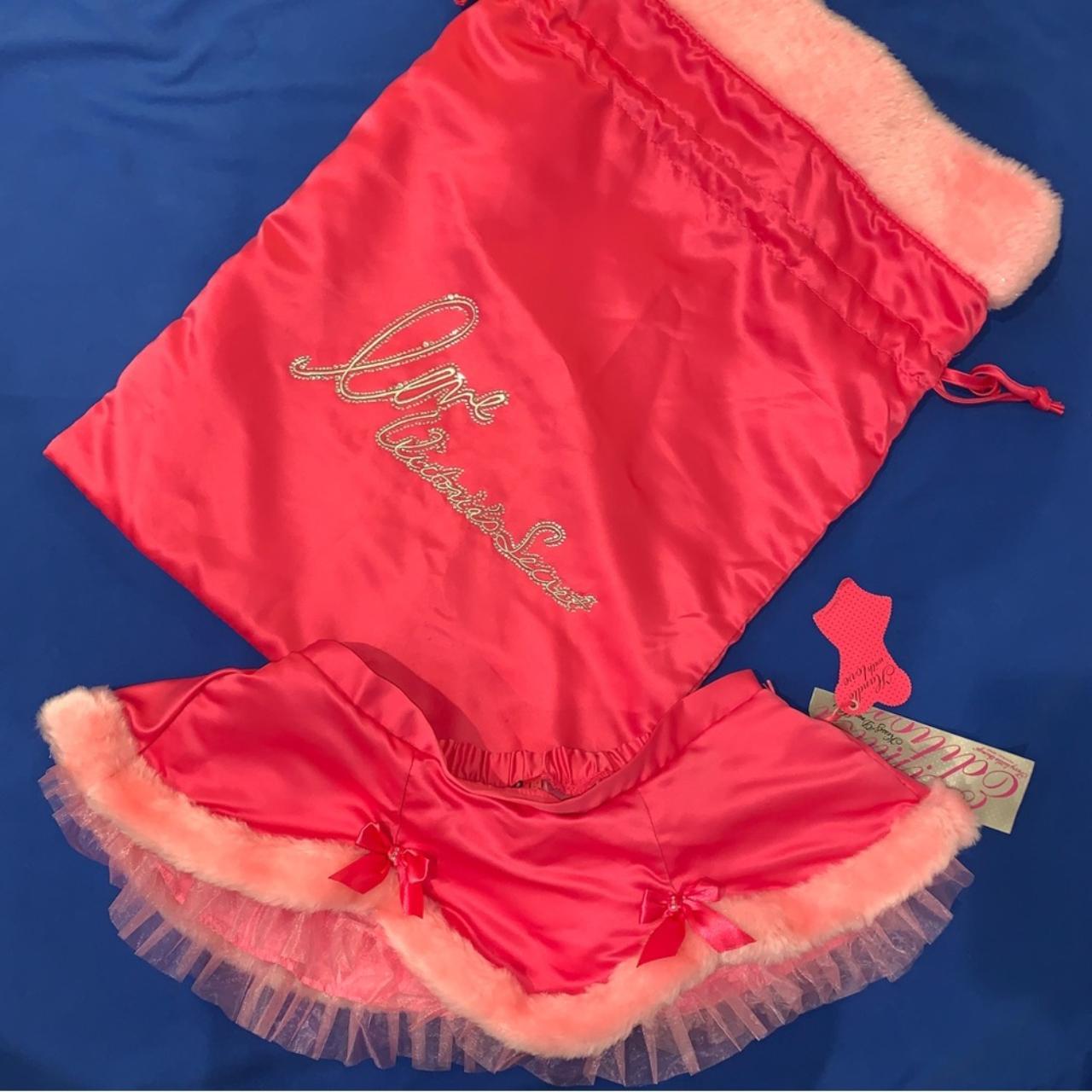 Victoria's Secret Women's Pink Skirt | Depop