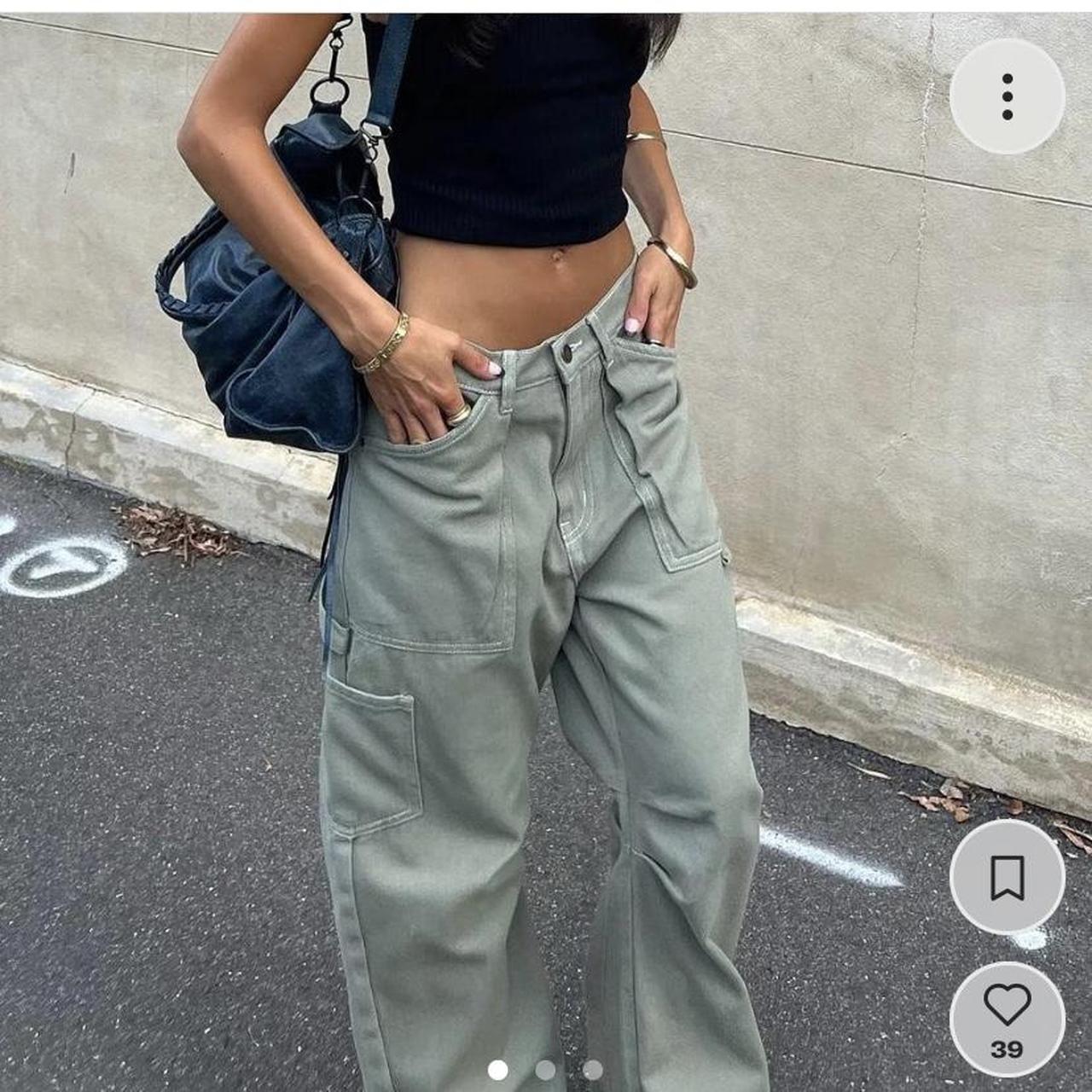 Lioness Miami vice cargo pants - khaki - Depop