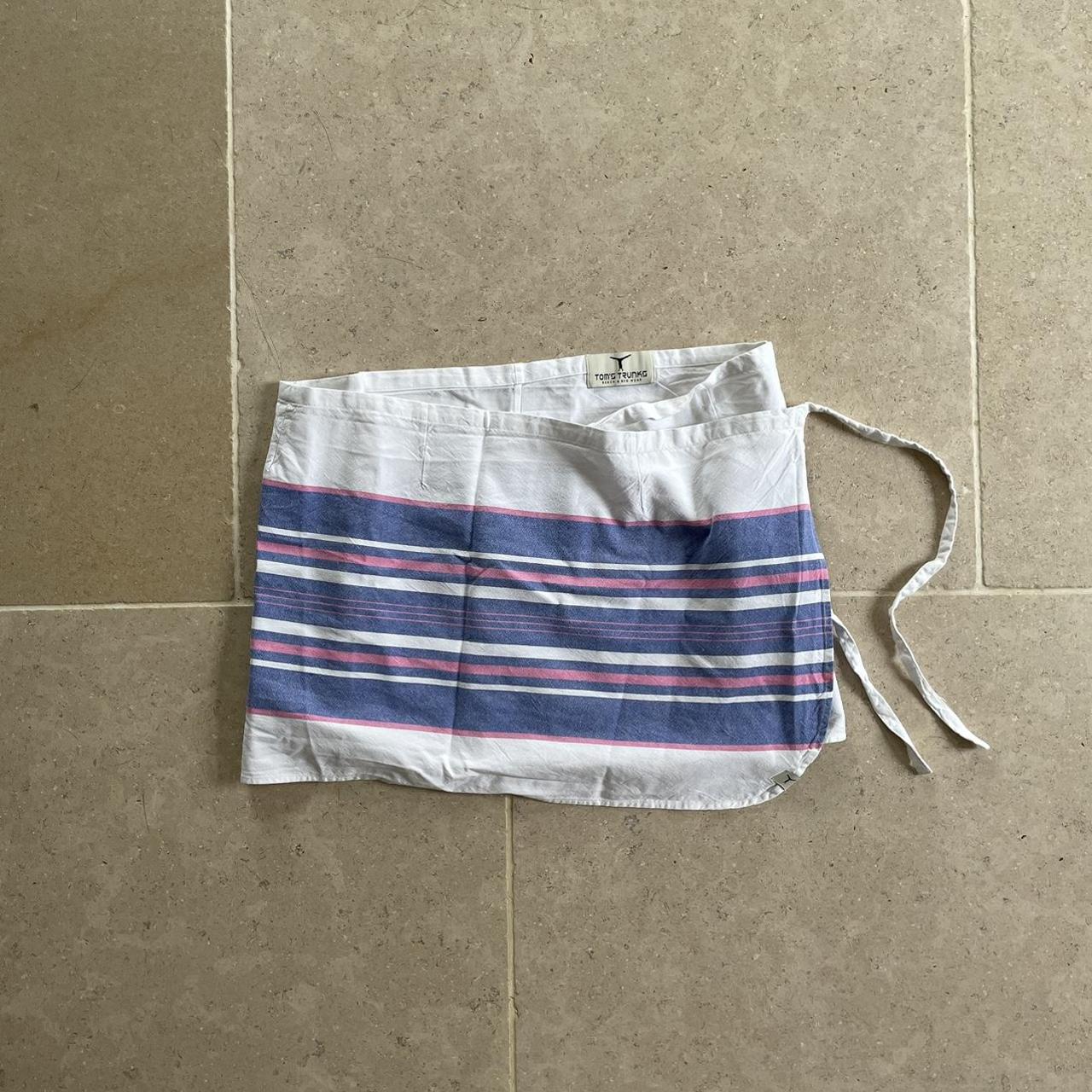 Tom’s Trunks sundowner sarong one size blue pink and... Depop