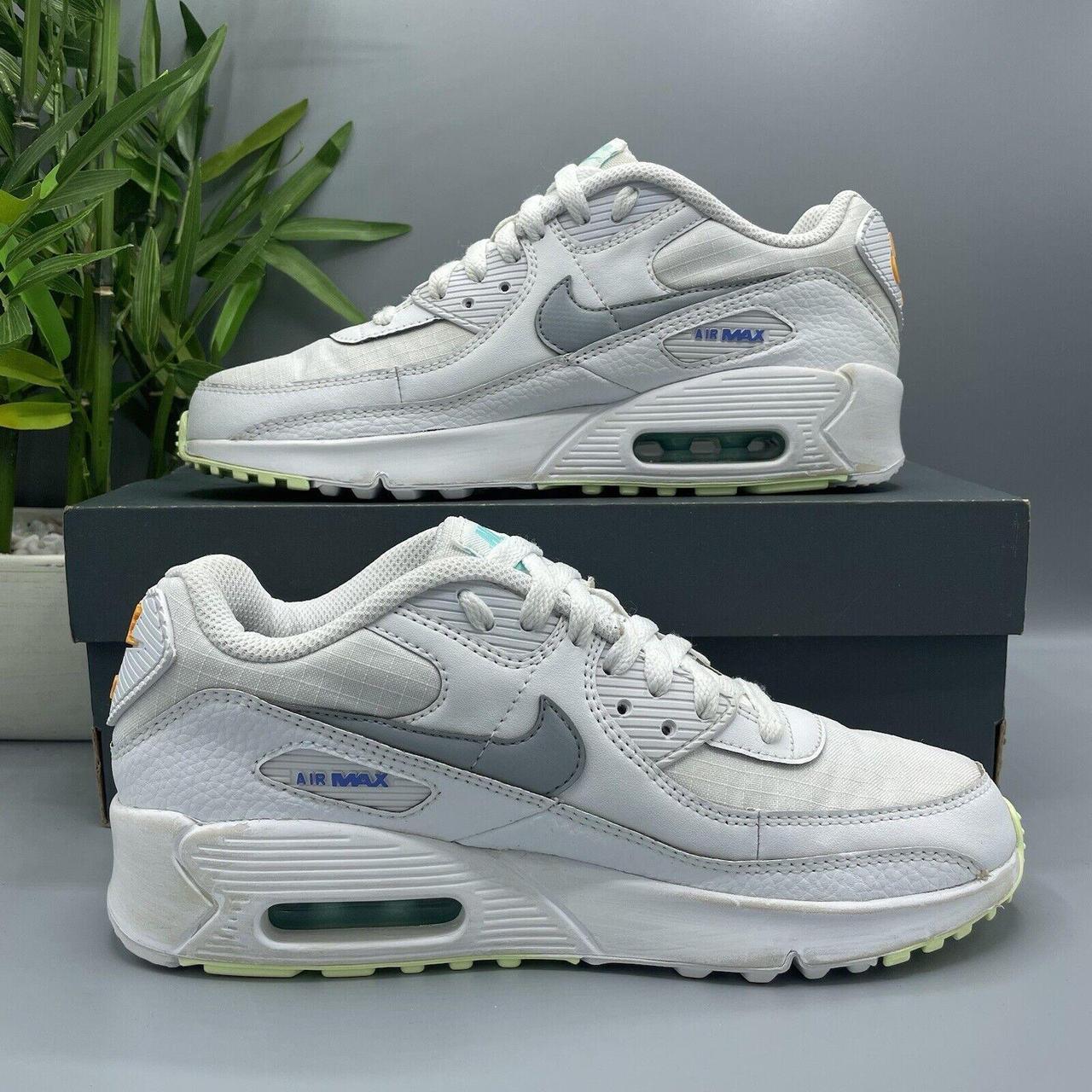 Nike Air Max 90 Size UK 5.5 GS Trainers Shoes White... - Depop