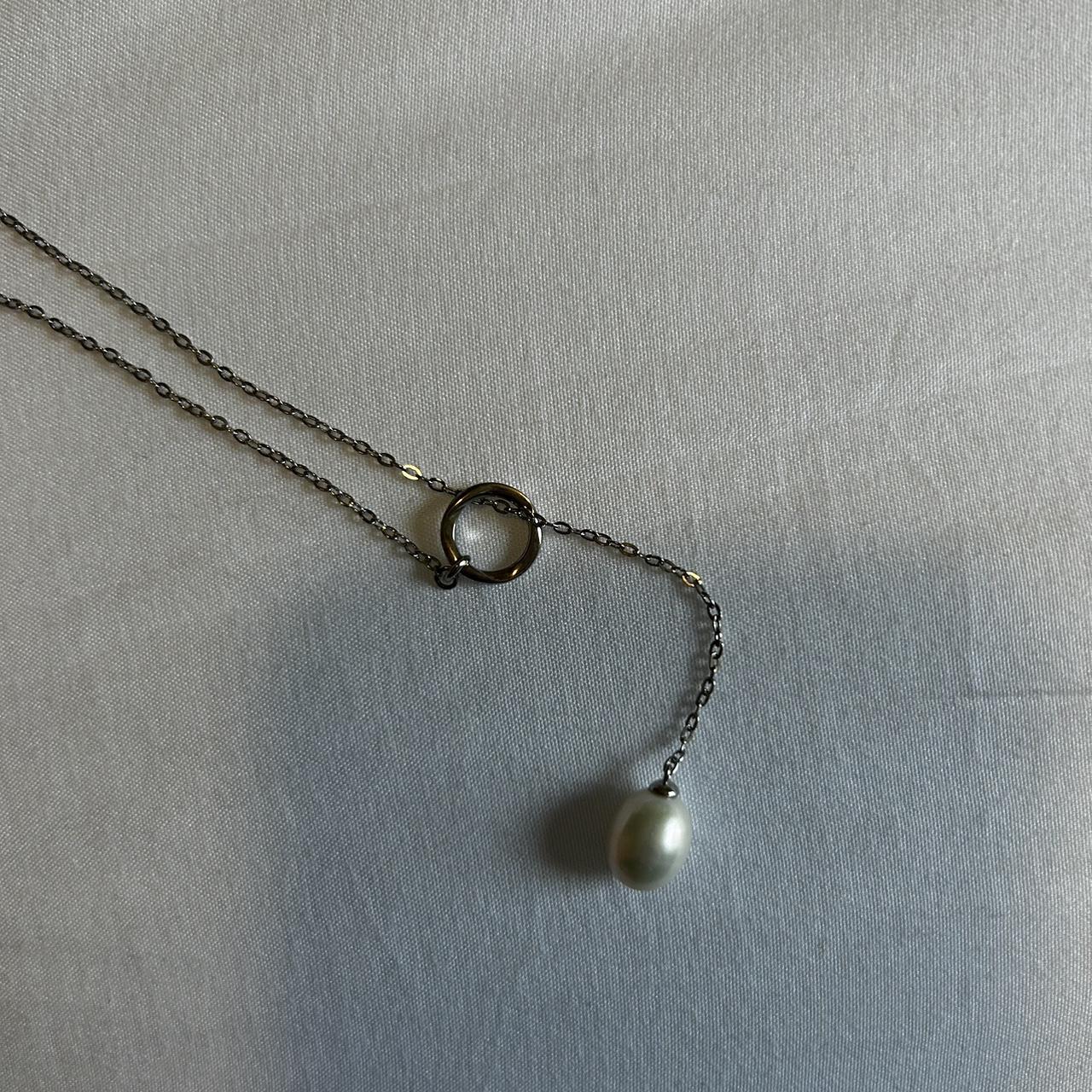 VERA WANG PEARL DROP NECKLACE Adorable necklace i... - Depop