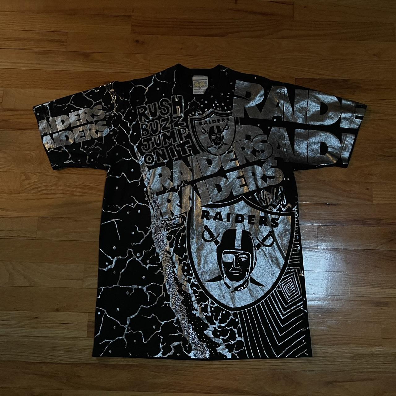 Vintage 90s Oakland Raiders graphic tshirt Mens - Depop