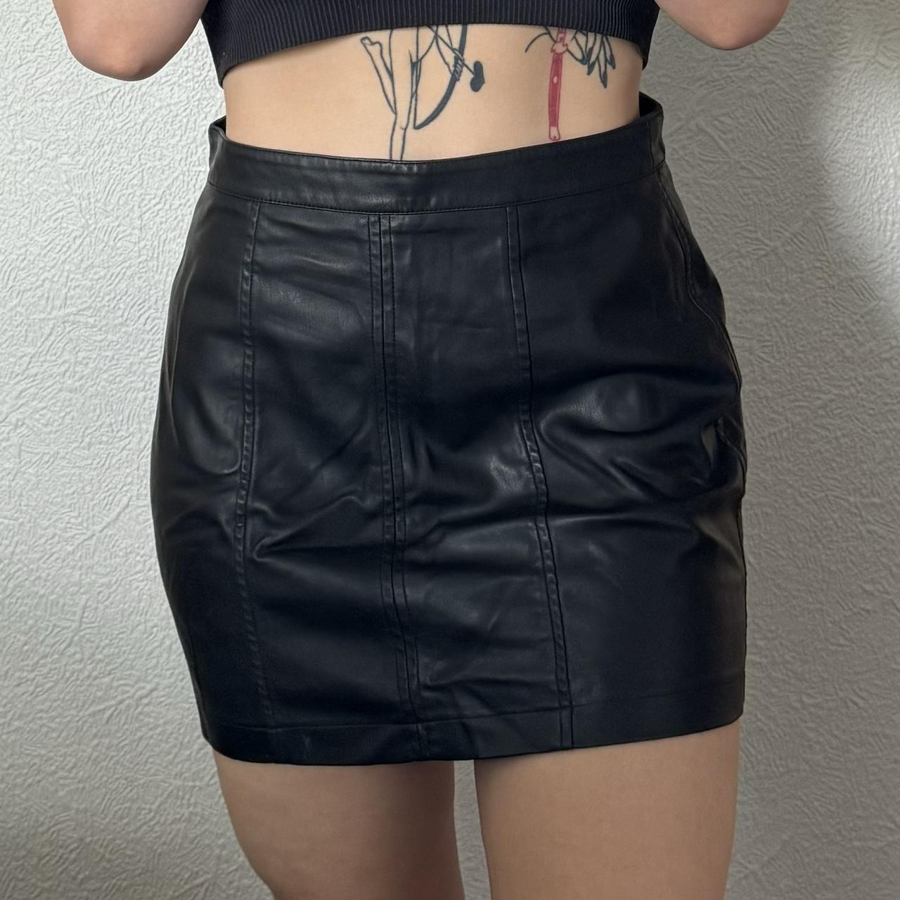 Faux leather shop skirt glassons