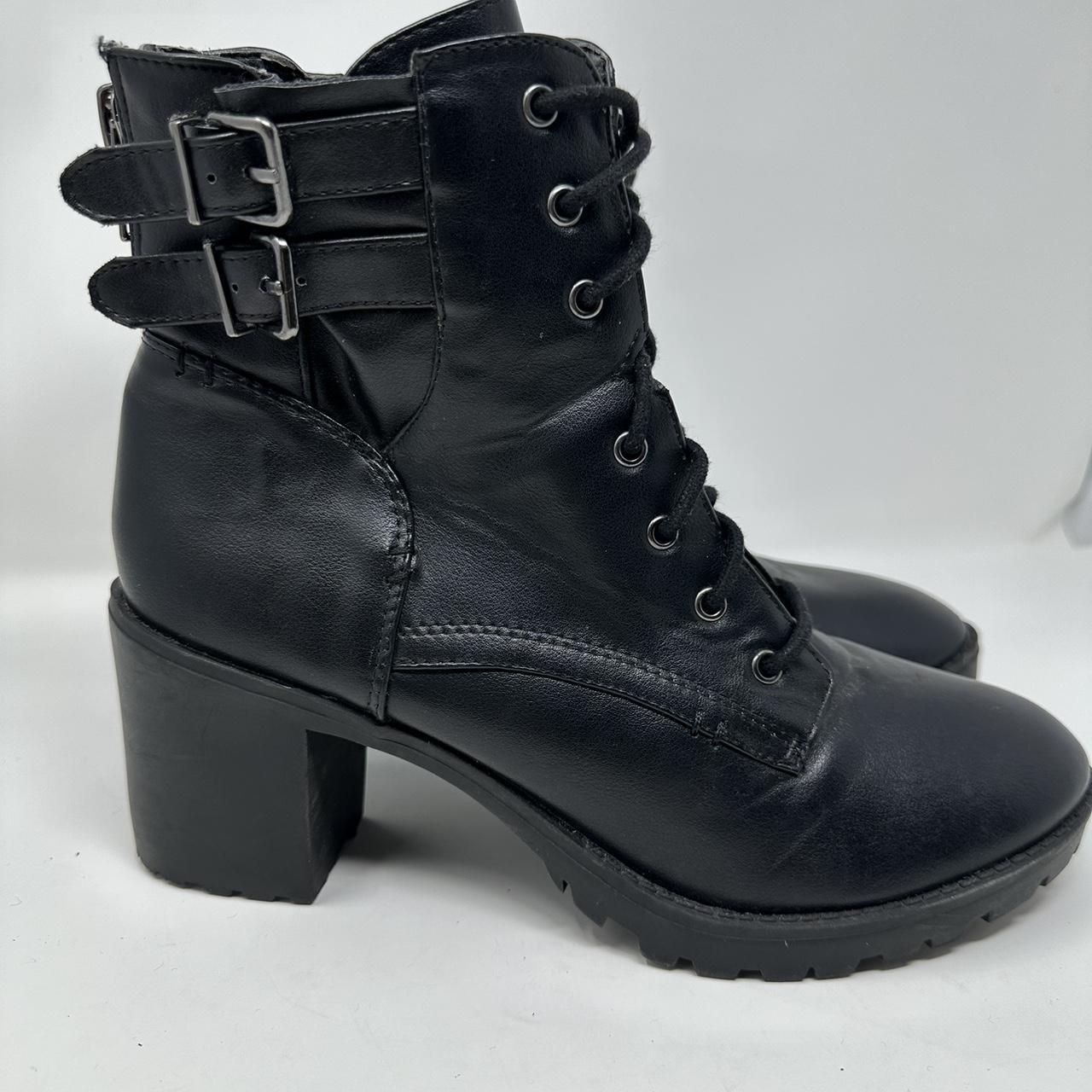 Steve Madden Women's Black platform combat Depop