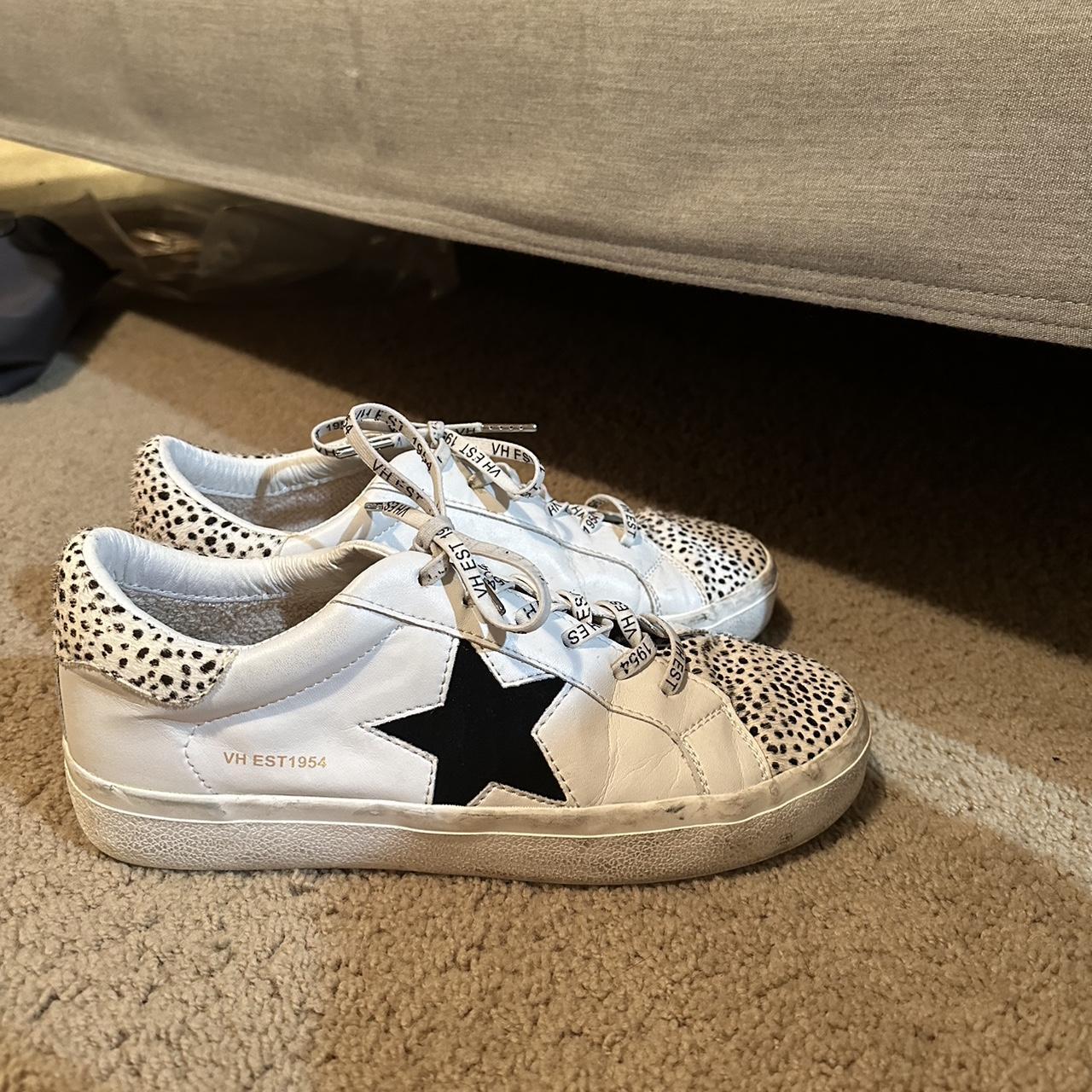 Gold Sparkly Sneakers Size: 7 Brand: EXPRESS ʚɞ - Depop