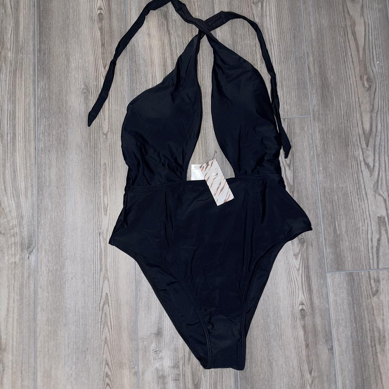 Cupshe Women's Black Swimsuit-one-piece | Depop