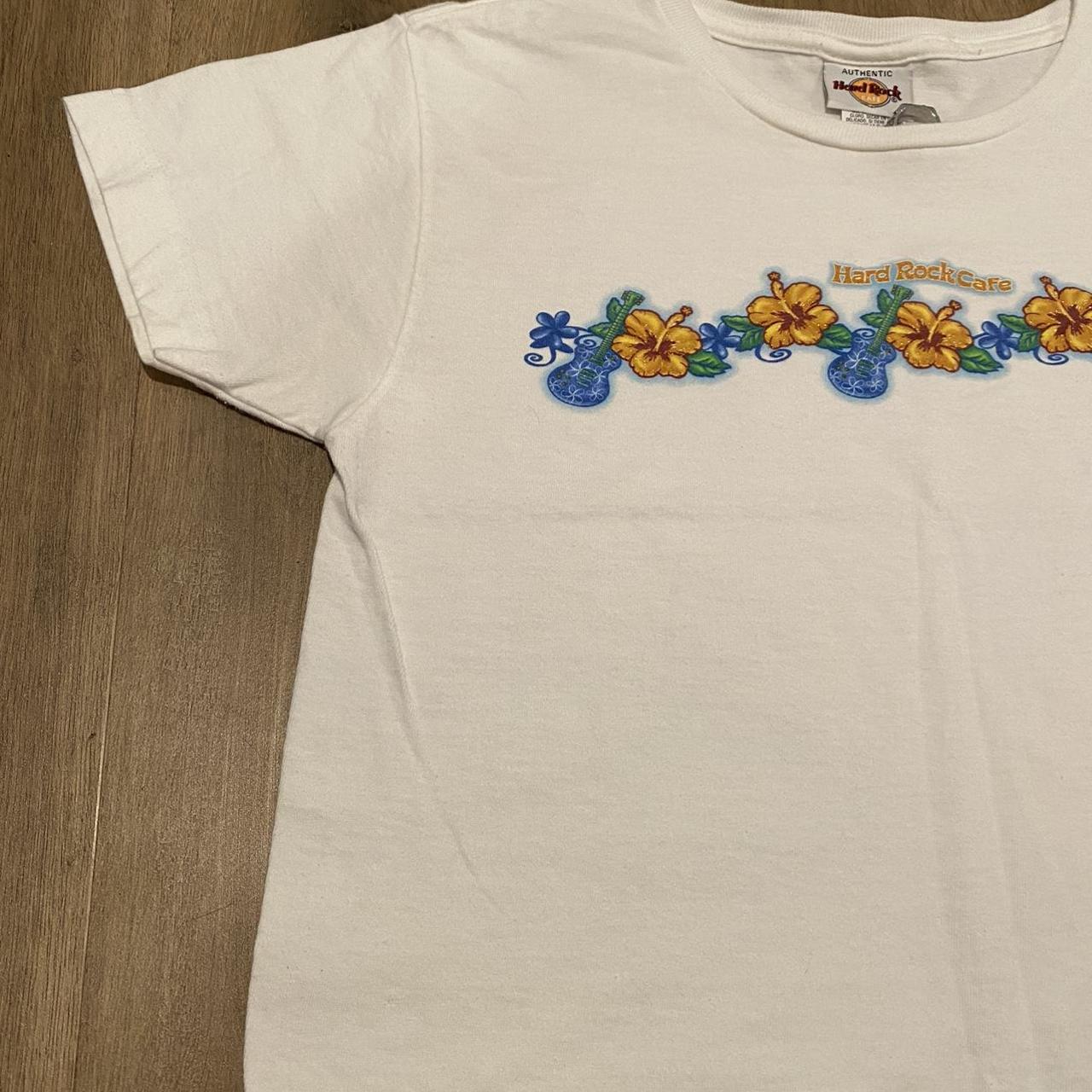 Hard Rock Cafe Women's White and Blue T-shirt (4)
