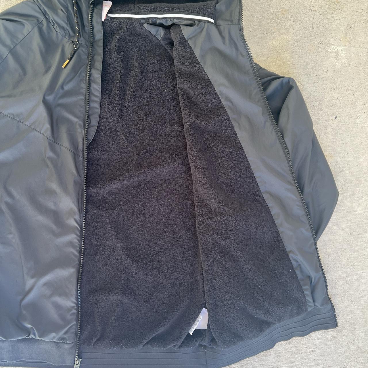 mens black and gold nike clothing