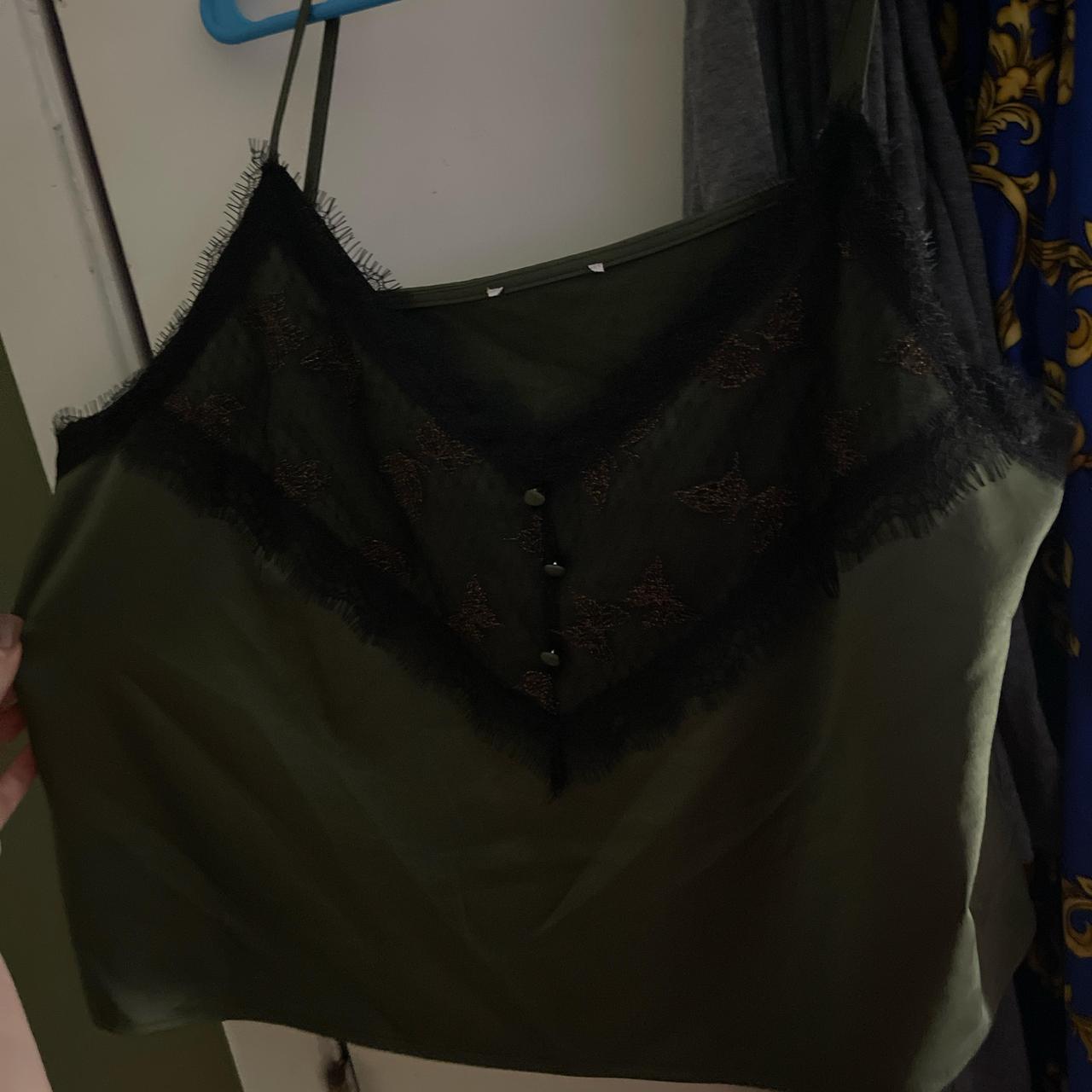 item listed by ivyrain22