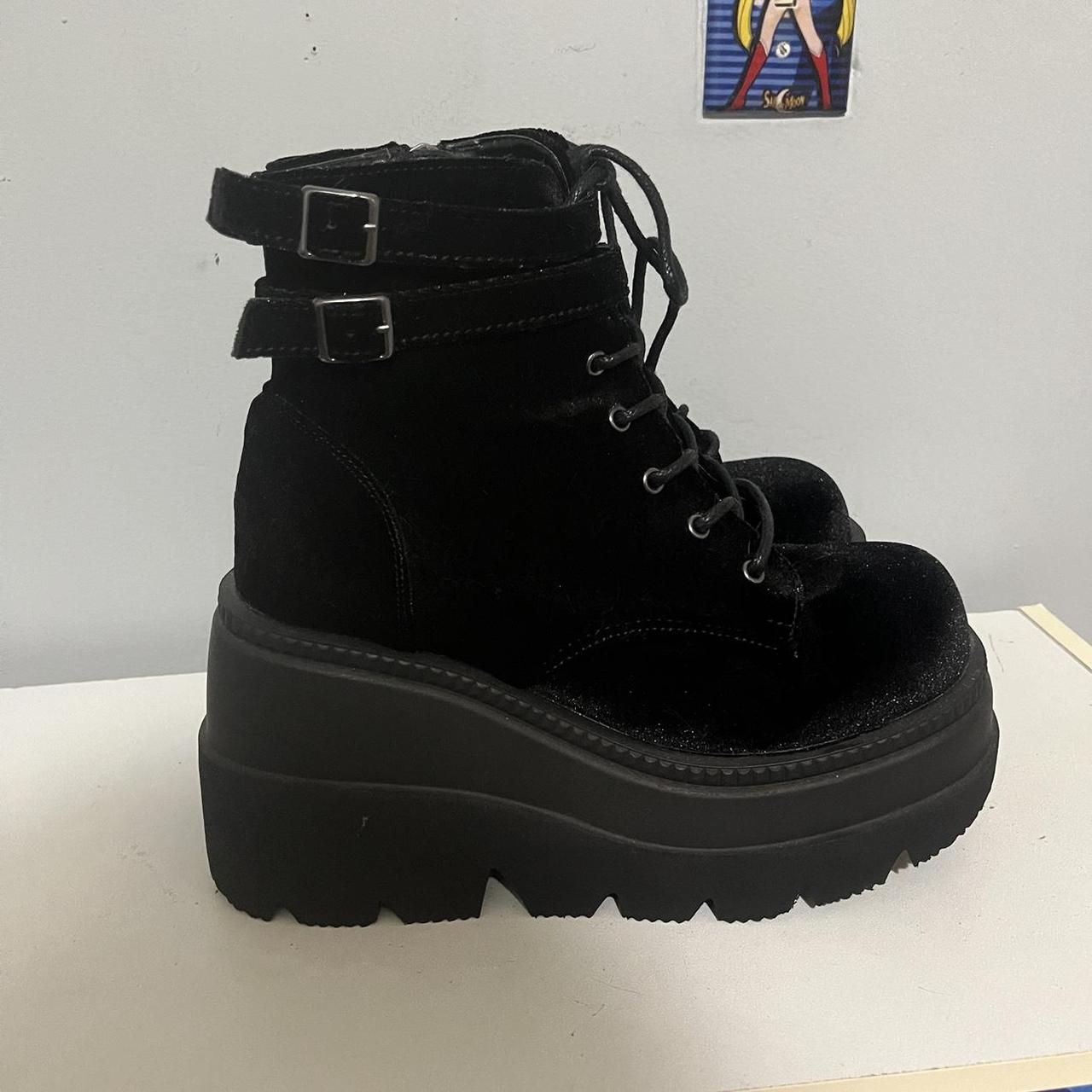 demonia shaker 52 black