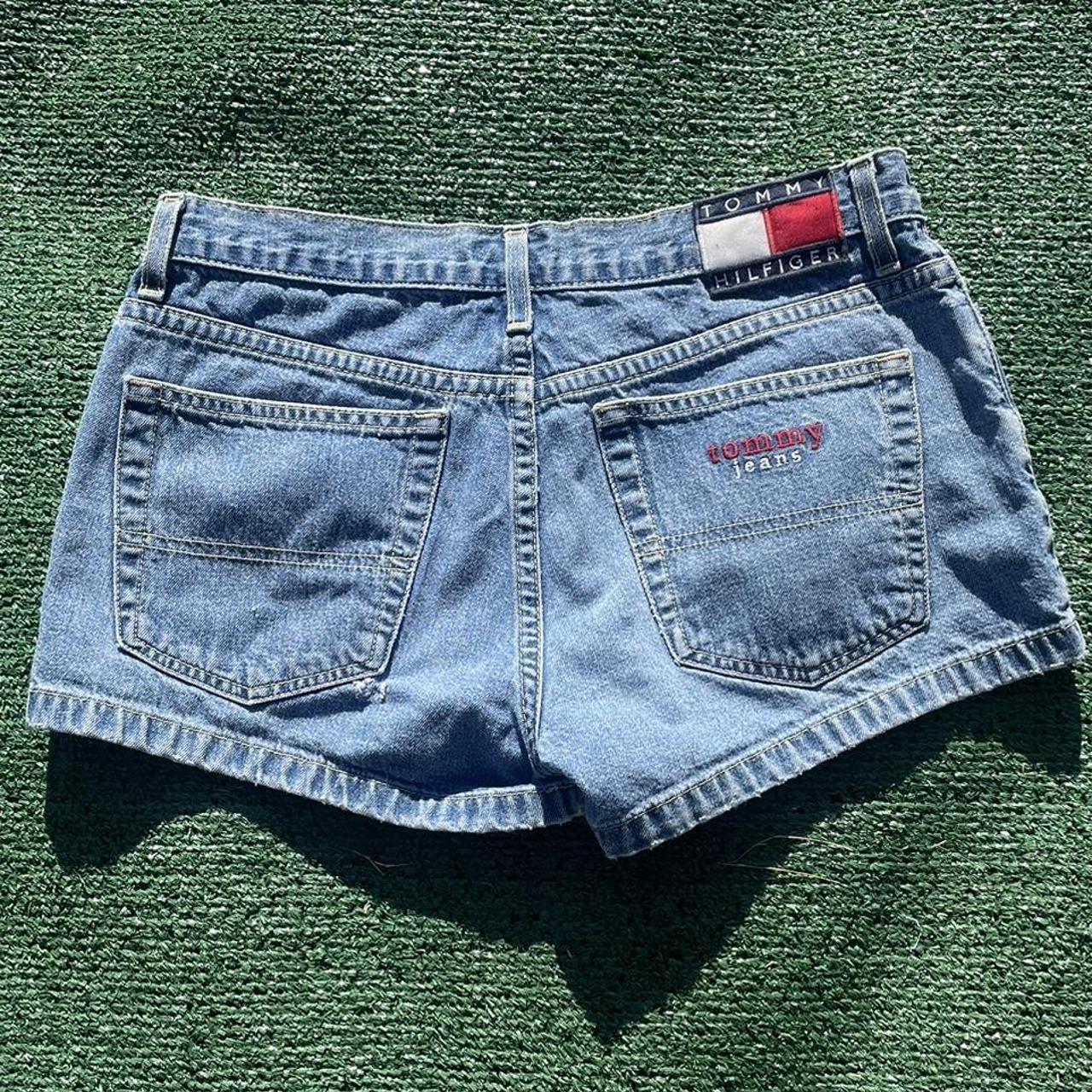 Tommy Hilfiger Women's Shorts | Depop