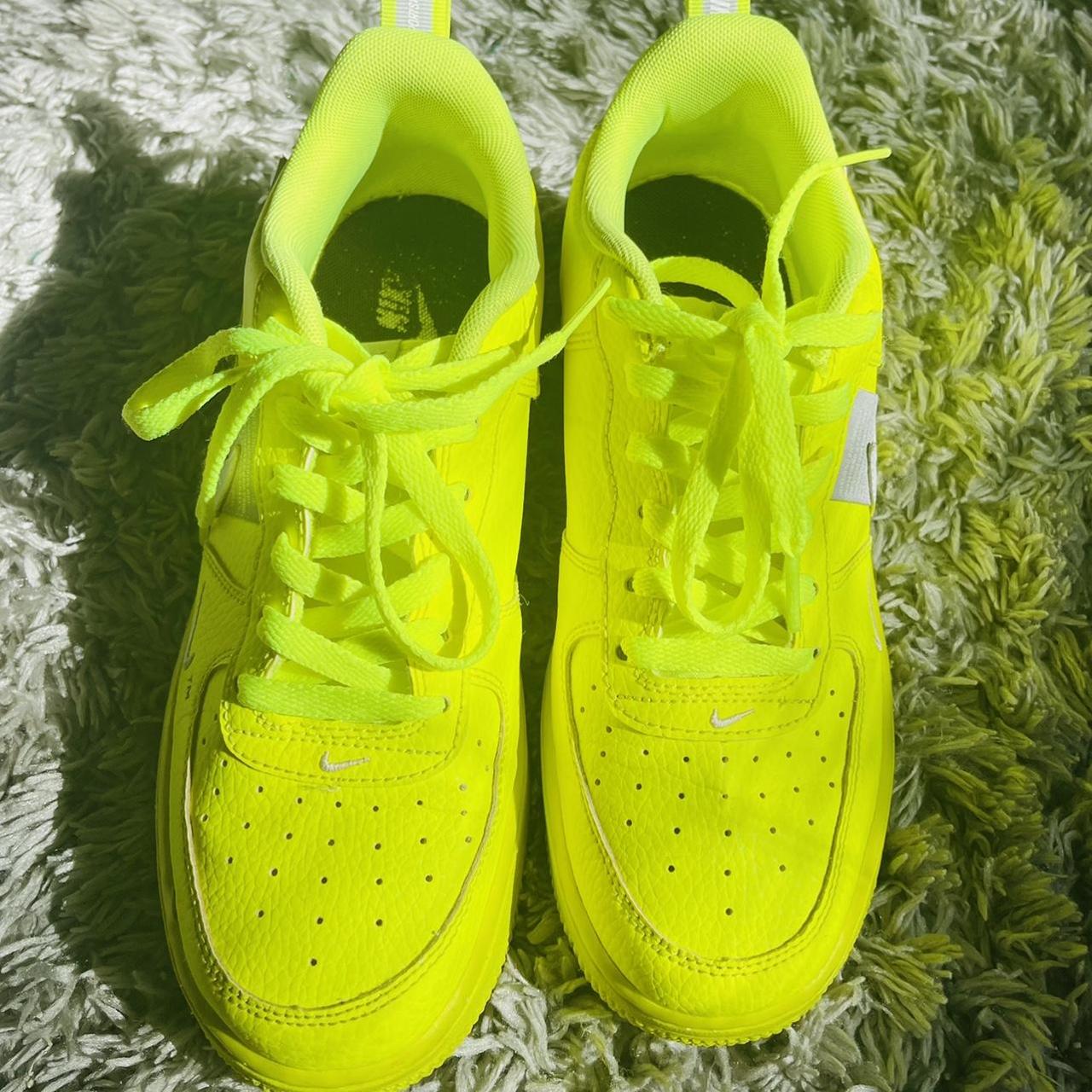 Nike Yellow and Green Trainers | Depop