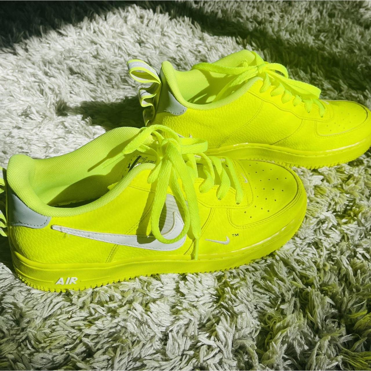 Nike Yellow and Green Trainers Depop