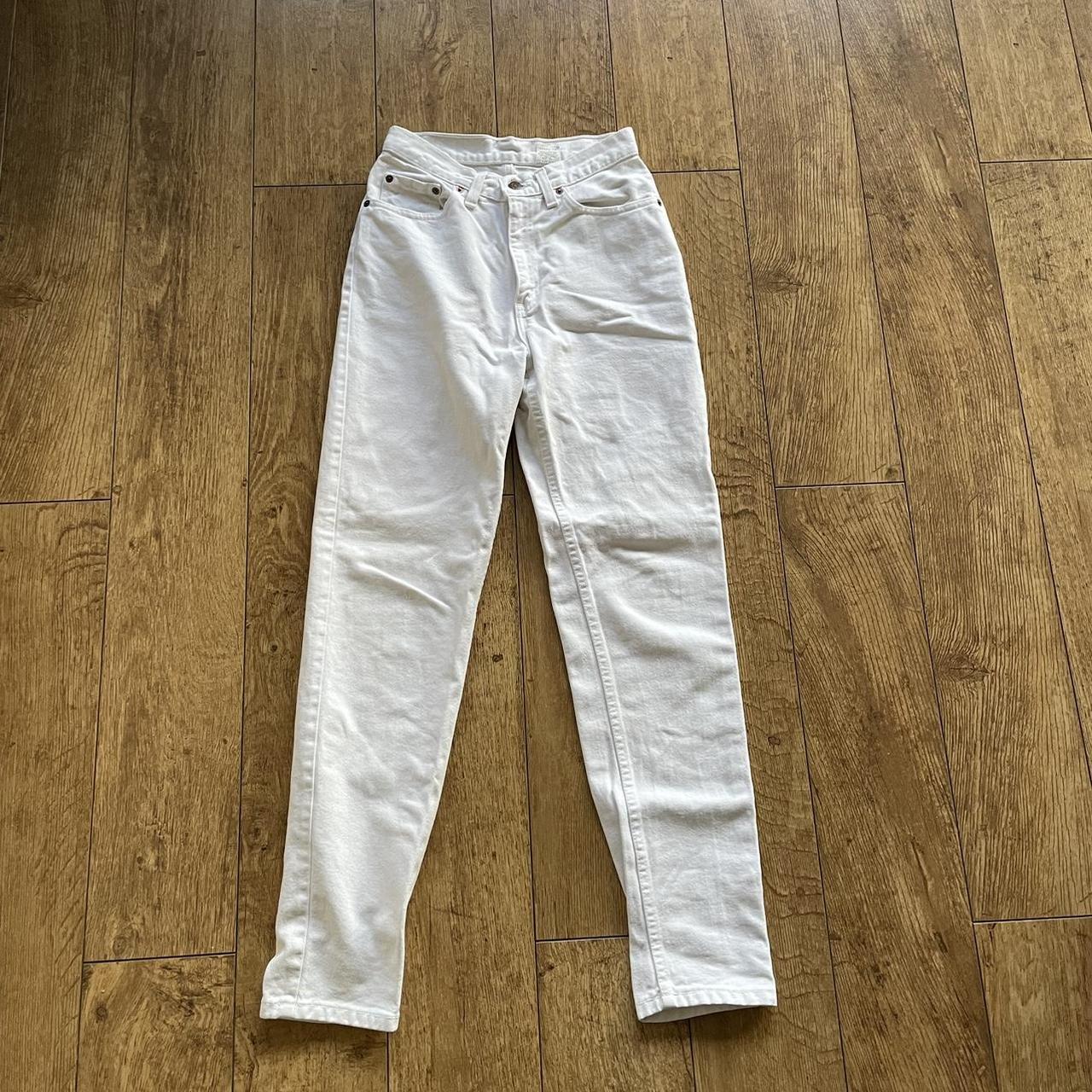 Levi’s White 512 Slim Fit Tapered Leg Amazing... - Depop