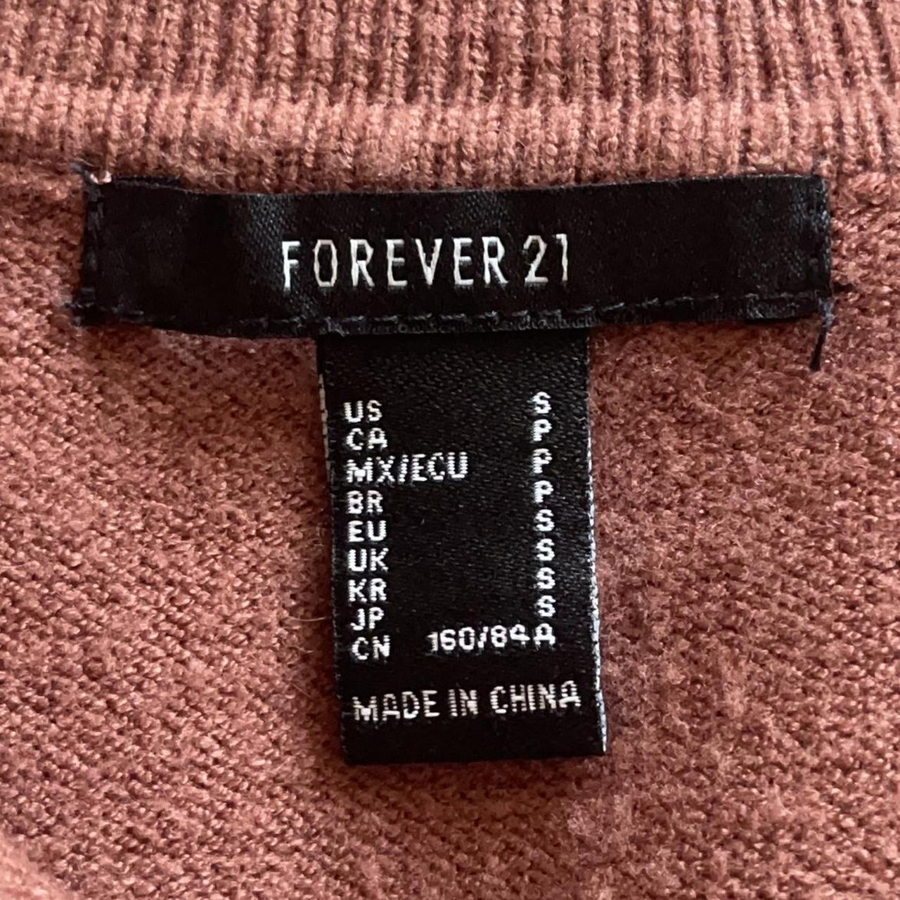 forever 21 cozy cropped sweater in great... - Depop