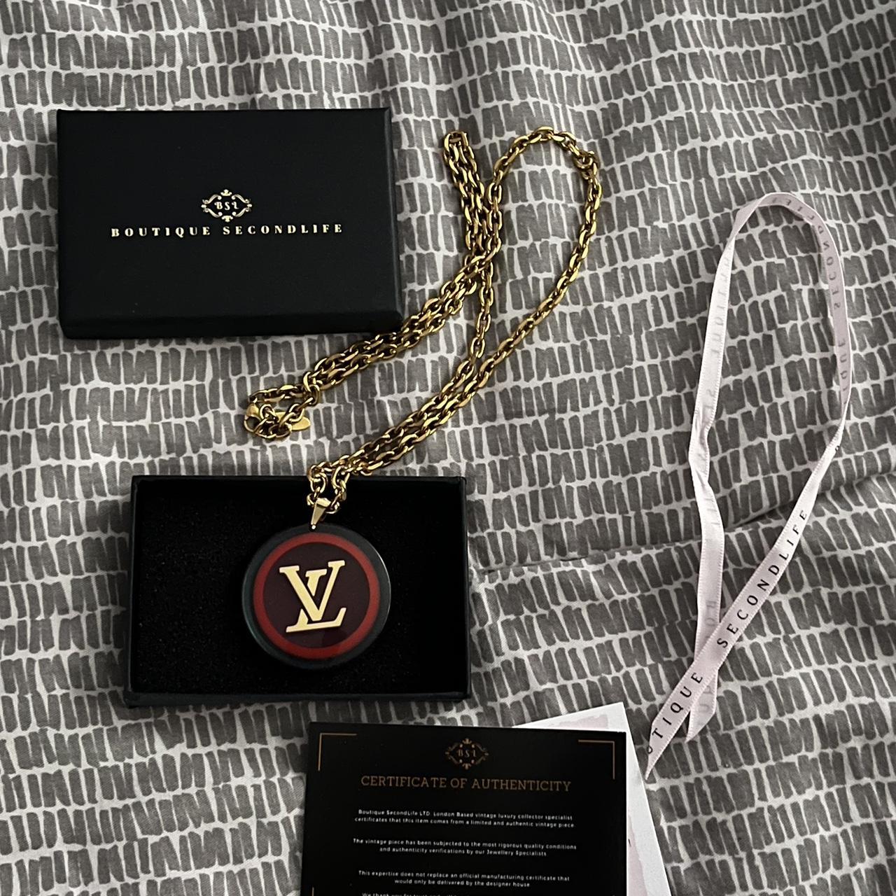 Louis Vuitton Padlock with Rhinestone Necklace For Him – Boutique SecondLife