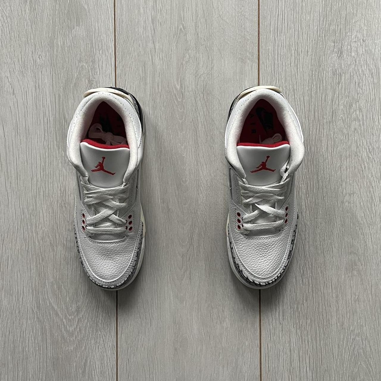 womens white and grey jordans