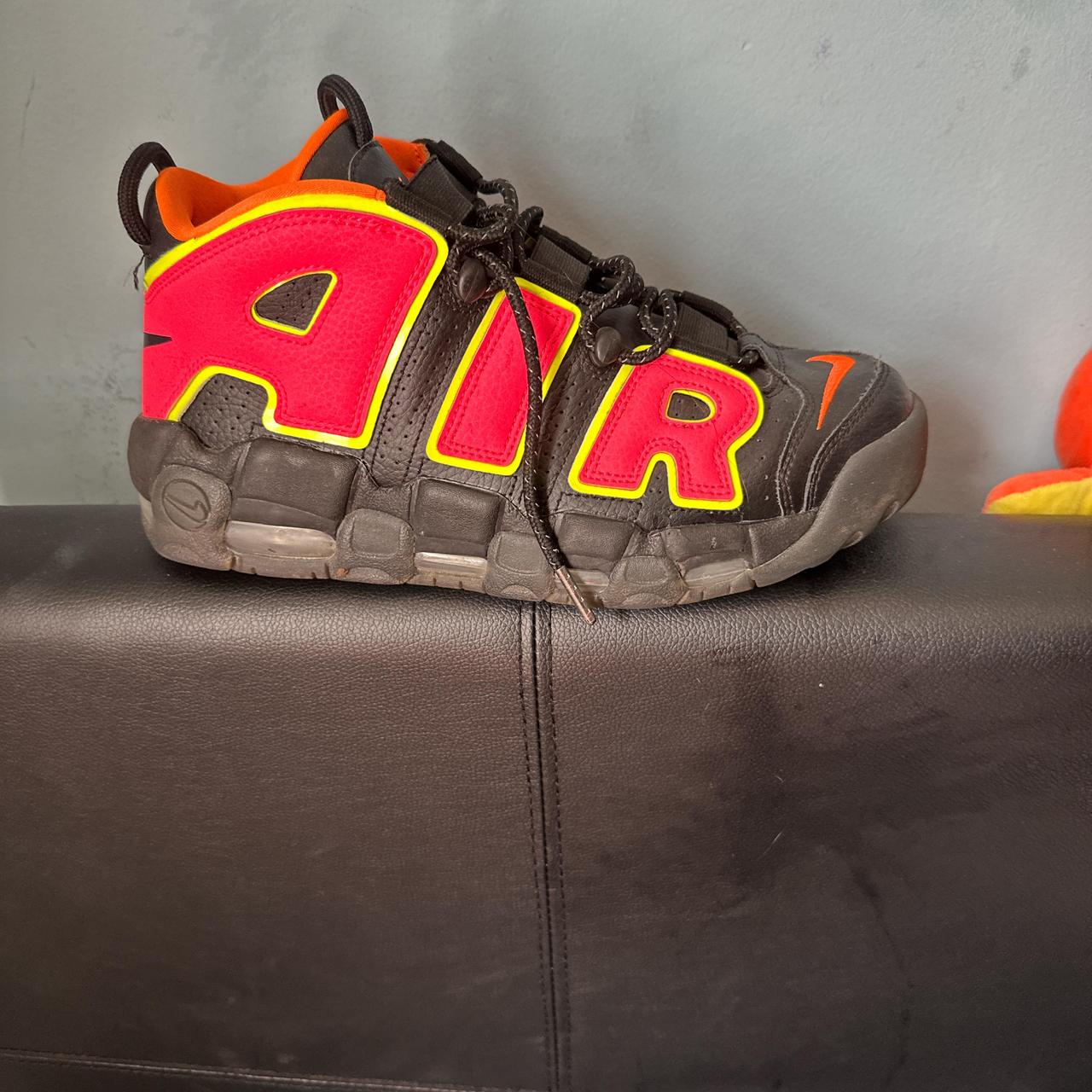 Nike wmns air orders more uptempo