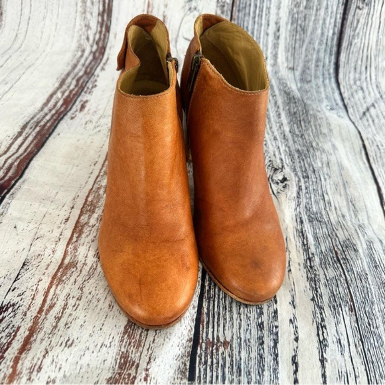 Women's Tan Boots Depop
