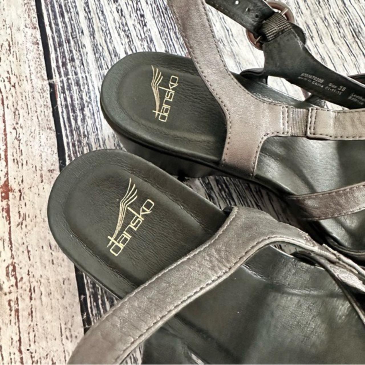 Dansko store silver sandals