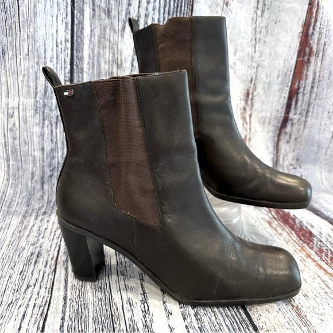 tommy hilfiger brown booties