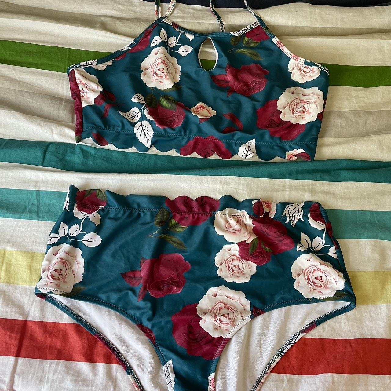 Shein Curve + Plus Women's Bikinisandtankinisets Depop
