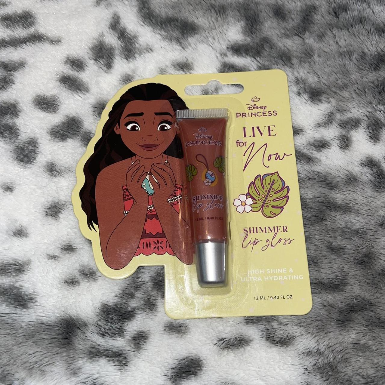 item listed by hollidays_thriftique