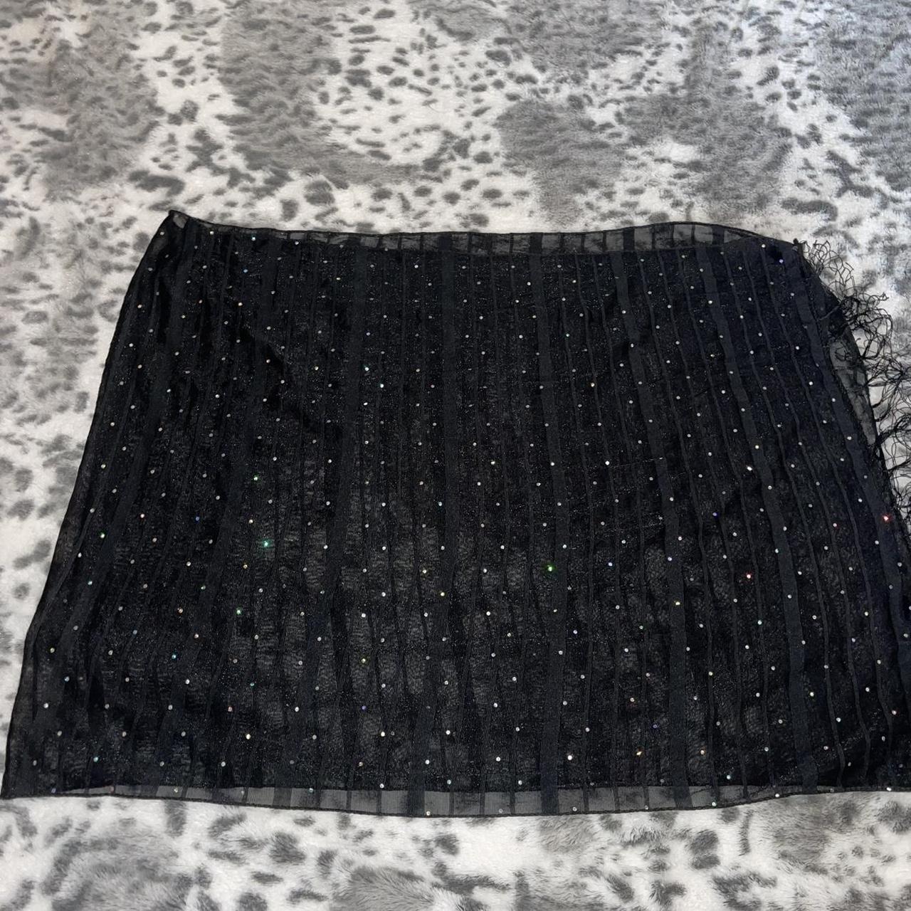 item listed by hollidays_thriftique