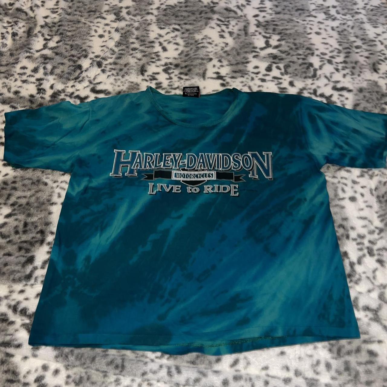 item listed by hollidays_thriftique