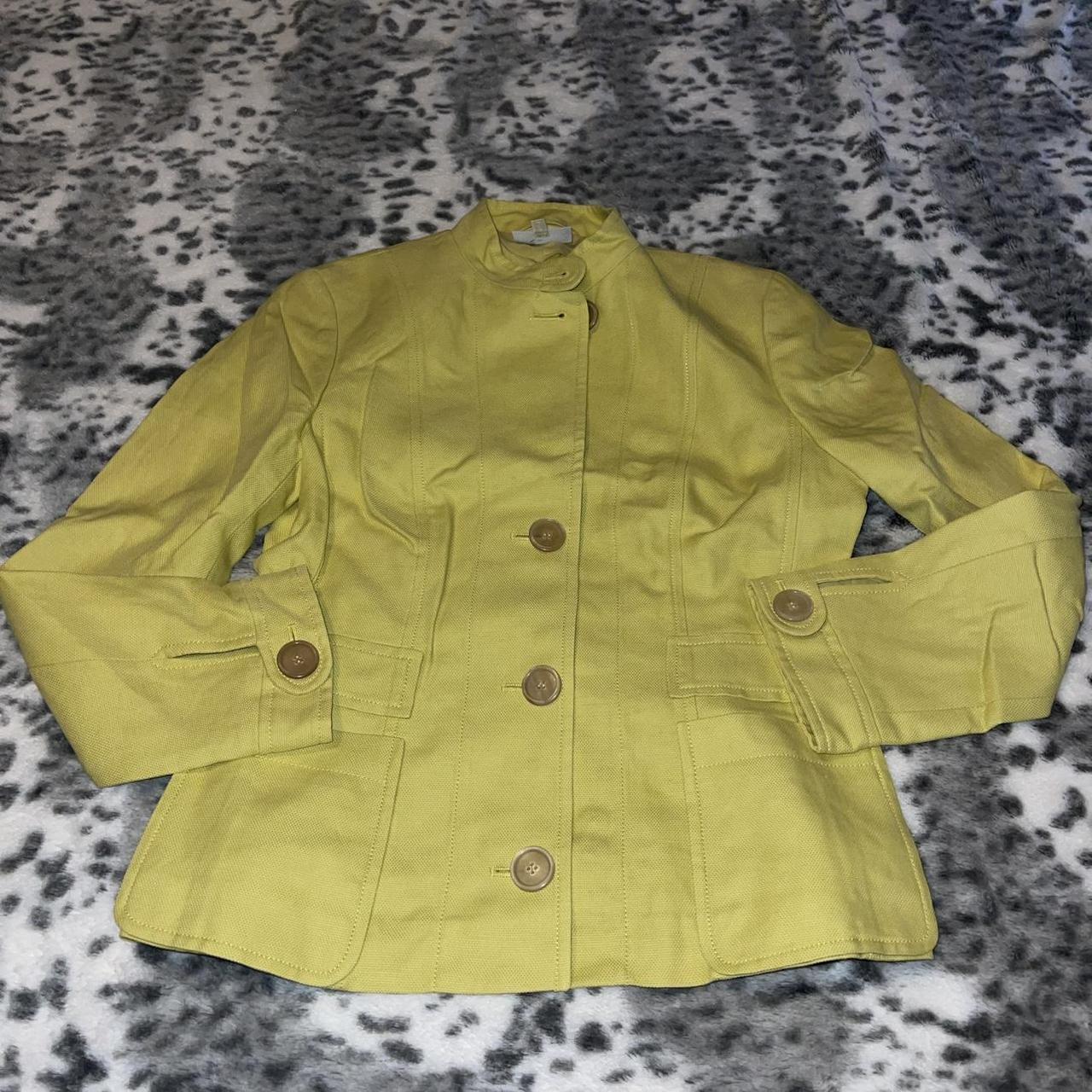 item listed by hollidays_thriftique