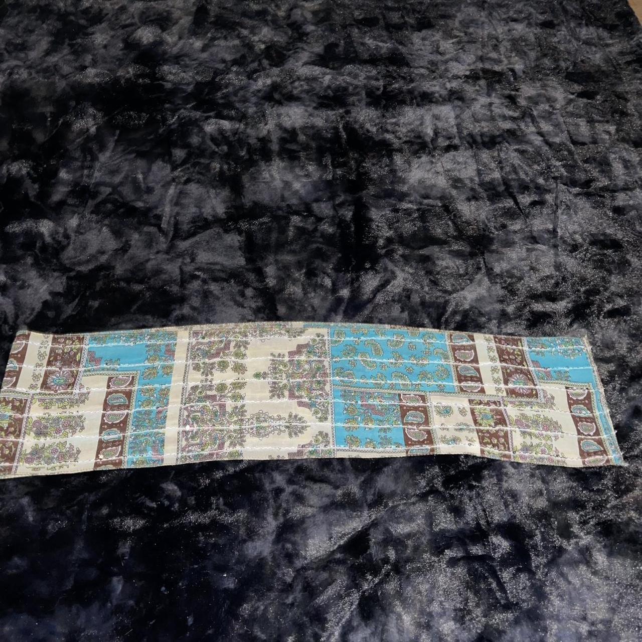 item listed by hollidays_thriftique