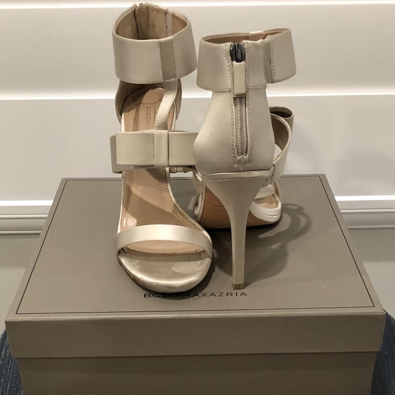 Bcbg Max Azria satin bow heels. They area creamy Depop