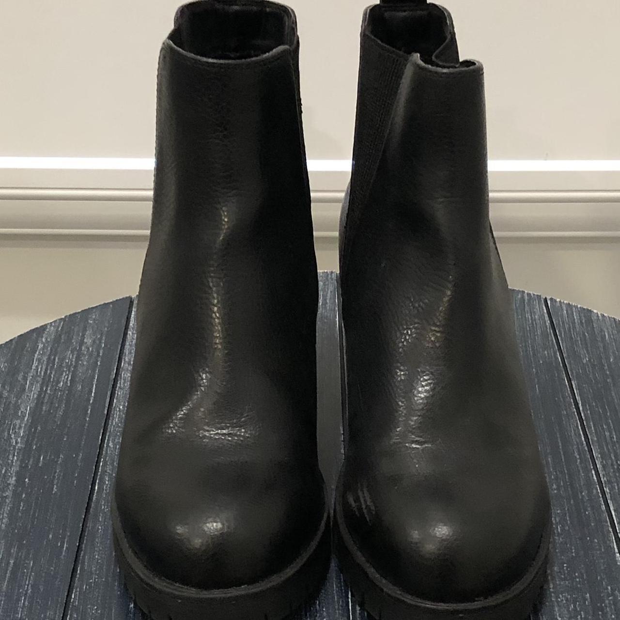 Mia lug some boots- black. Fusion of a Chelsea and... - Depop