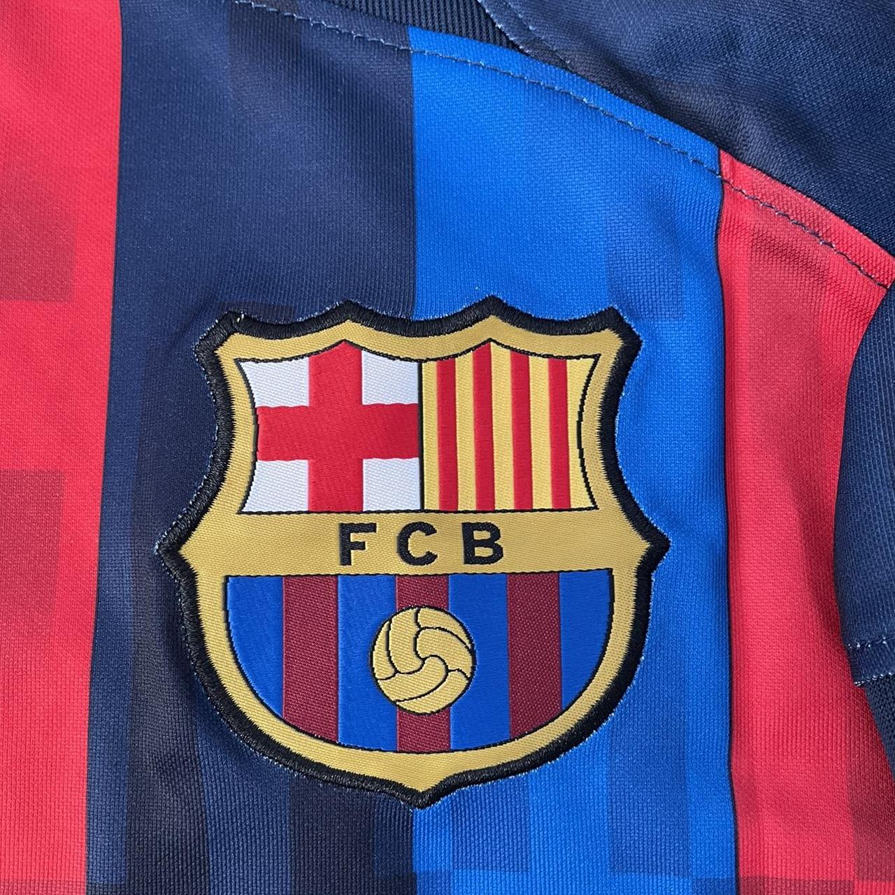 finekeys New Season Barcelona Home Soccer Jersey 2023/2024 Men Adult Pedri #8 Lewandowski #9 S / Pedri #8