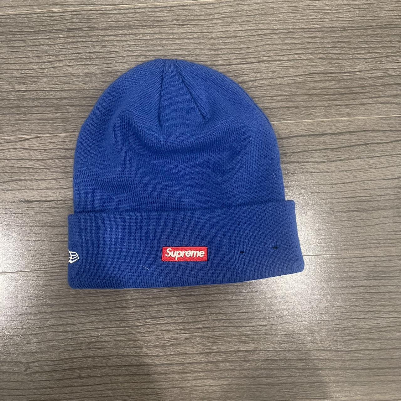 Supreme Women's Blue and White Hat | Depop