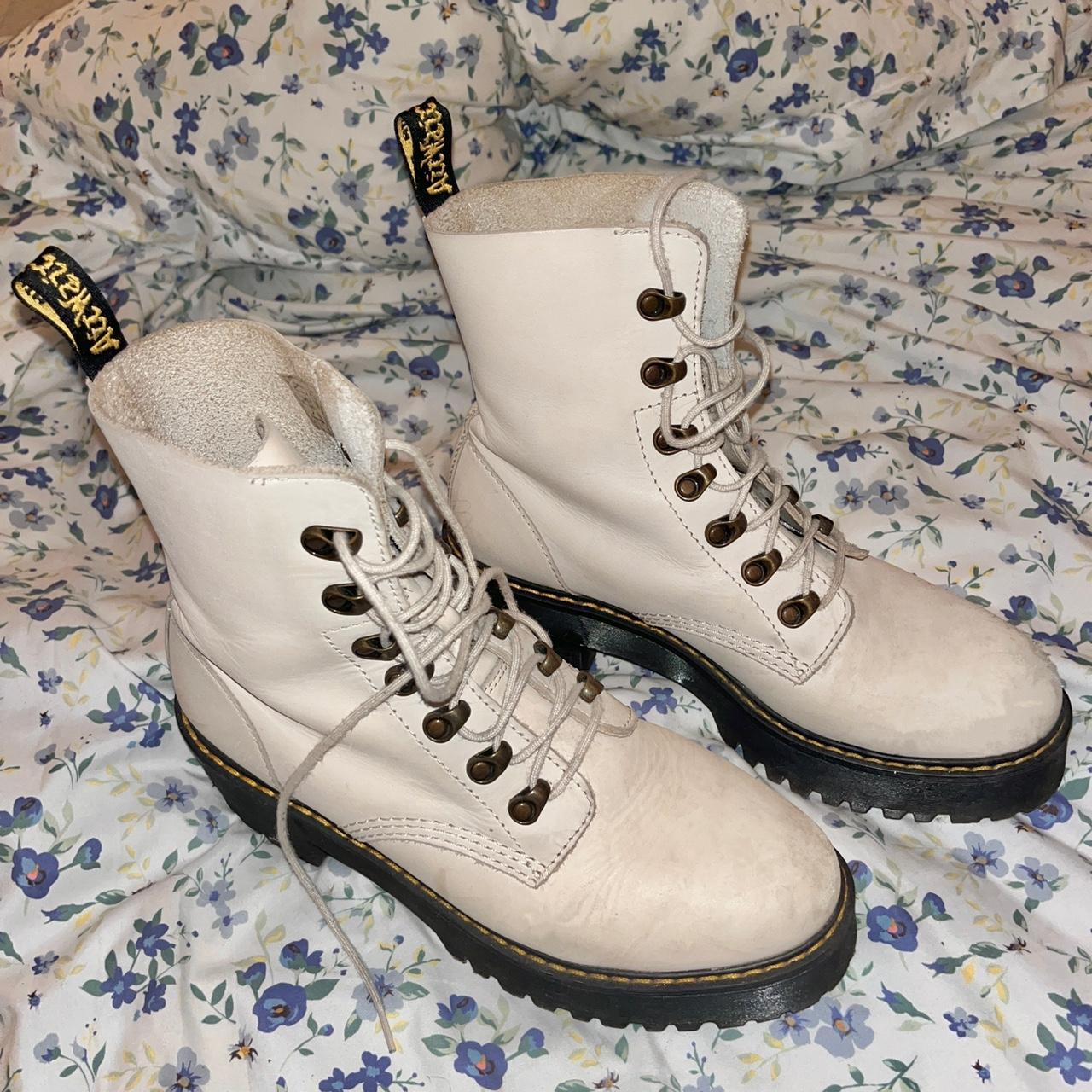 Dr martens leona outlet bone temperley