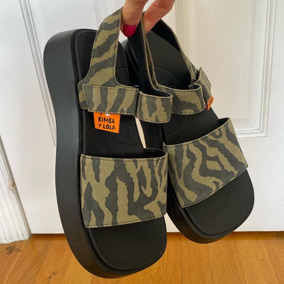 90s grunge style chunky sandals Bimba y Lola I have Depop