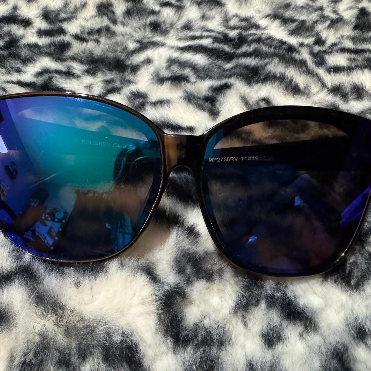 item listed by bloops9