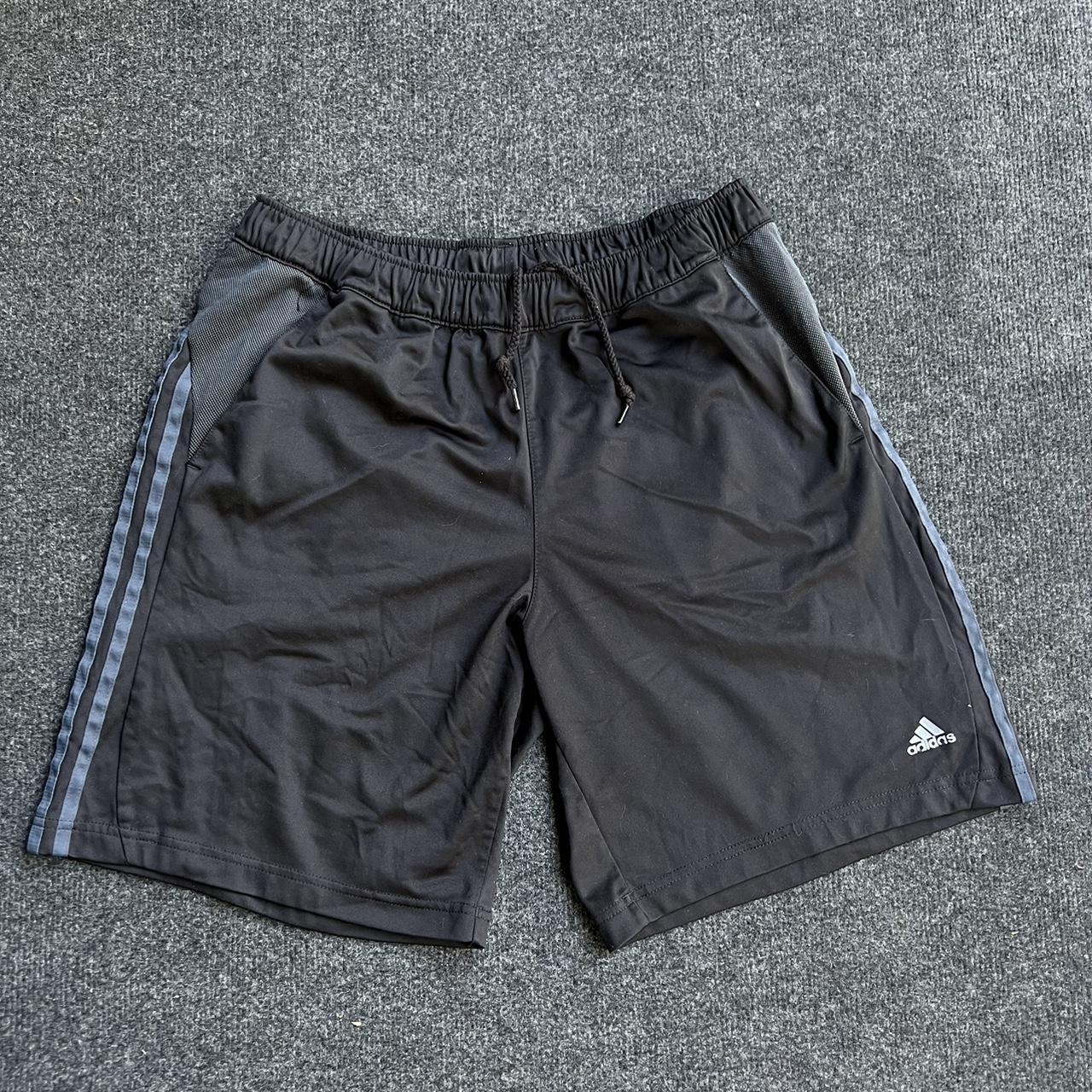 Shorts adidas sport essentials on sale climalite