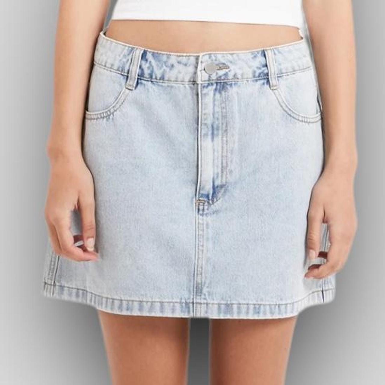 話題の人気 Skirt Mini Denim Workwear Style: Stussy Brand: RRP: Depop | スカート