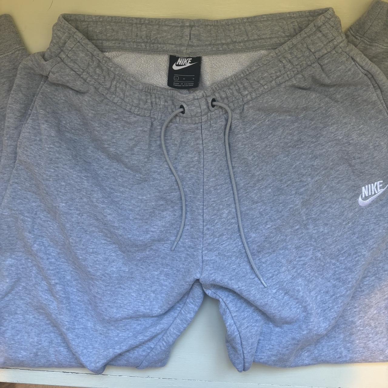 mens nike loose sweatpants