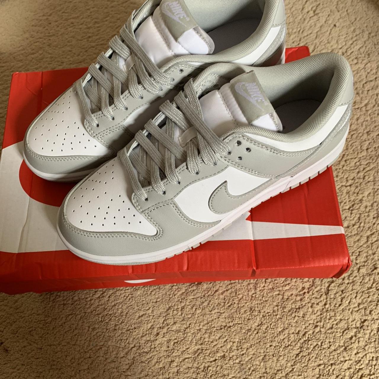 Nike Men's White and Grey Trainers | Depop