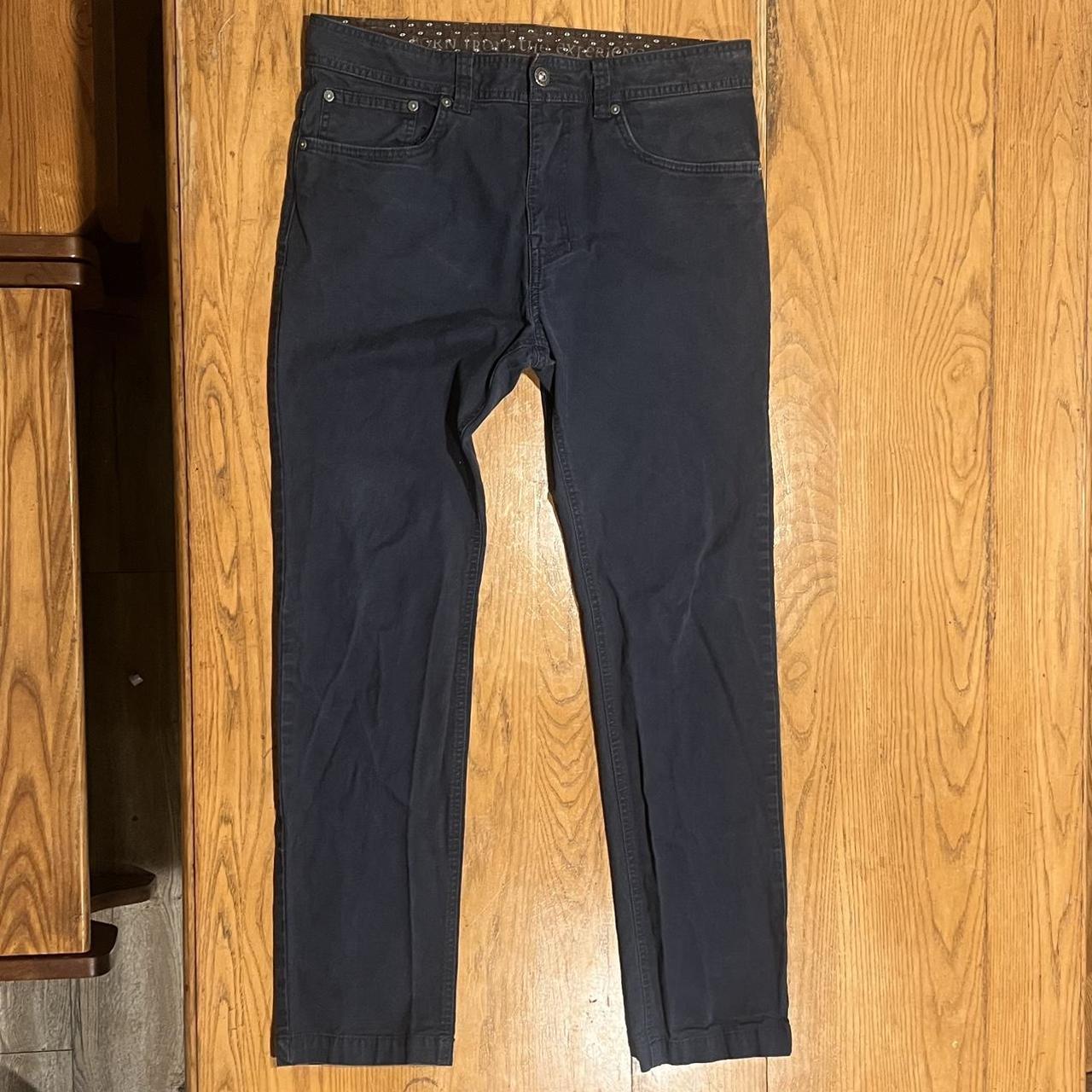 Prana Slim Fit 5 Pocket Pants in a Dark Blue/Navy... - Depop