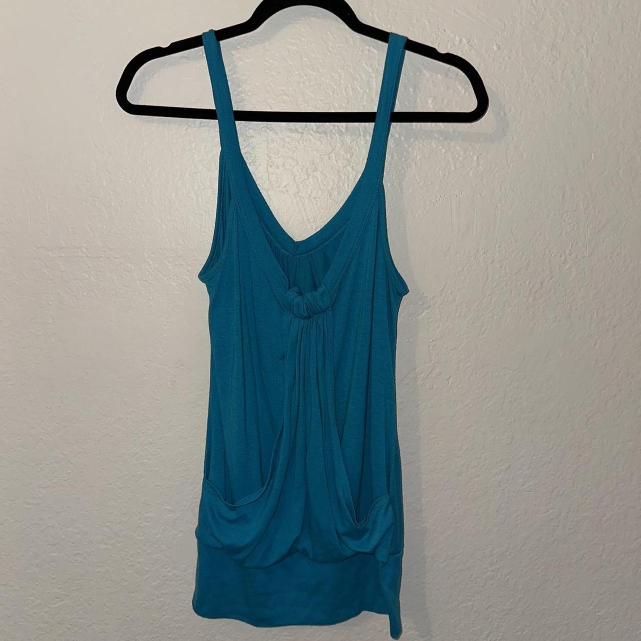 item listed by 444ngi333