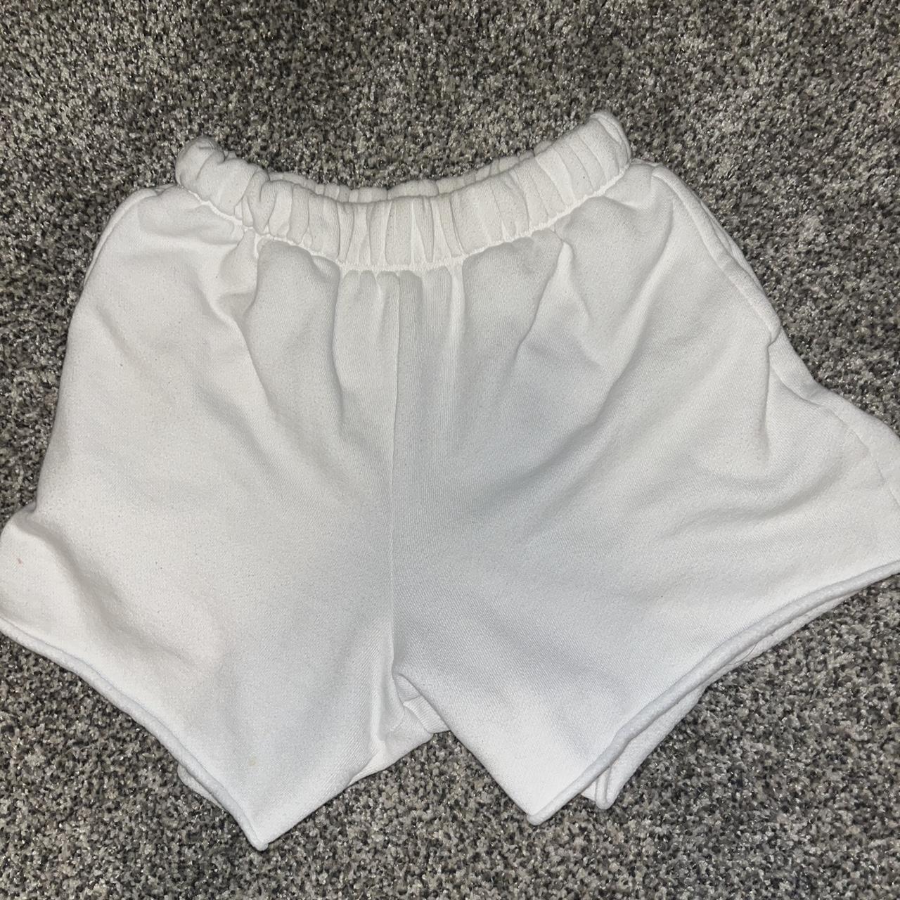 Aerie Women's White Shorts | Depop