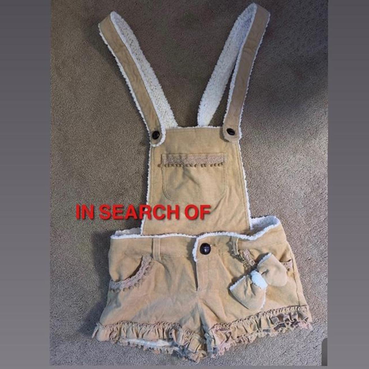 item listed by chocomilkluvr