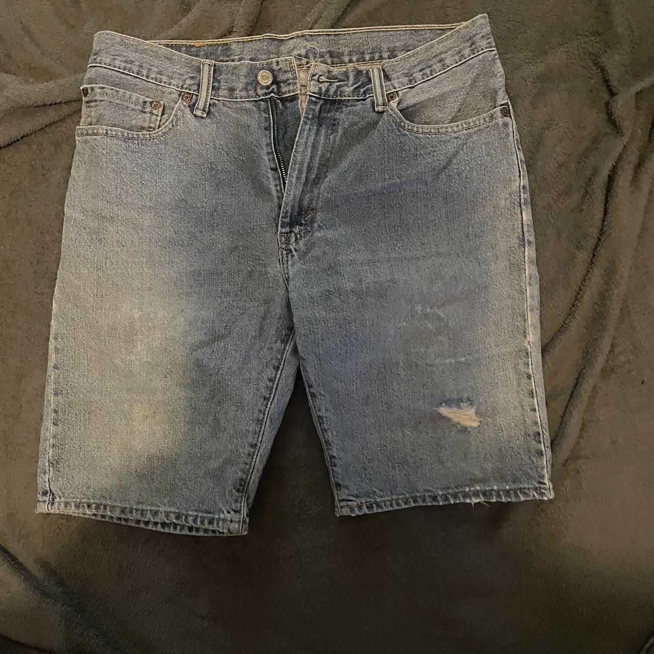 item listed by isam_