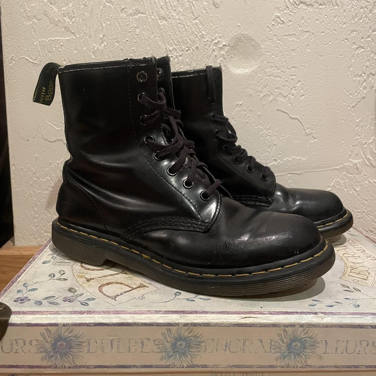 Doc marten 1460s Size 8 Very worn but they feel... - Depop