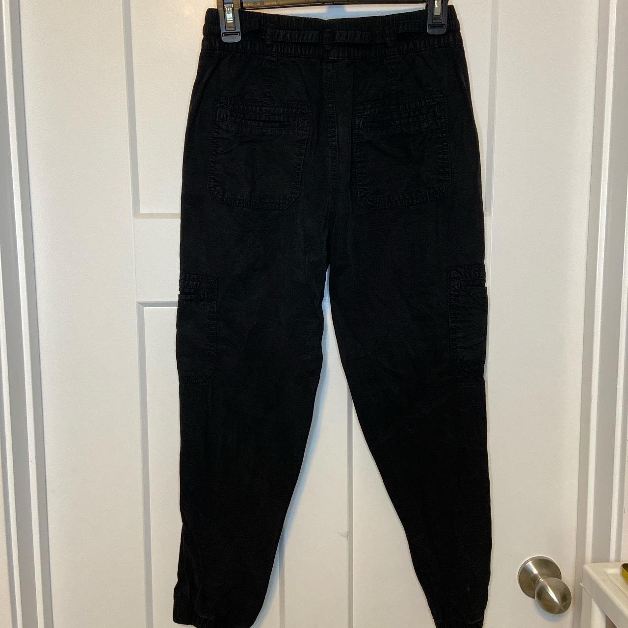 American Eagle cargo joggers