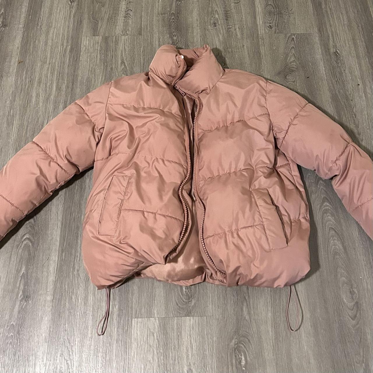 Adorable pink puffer jacket, size S Great jacket to... - Depop